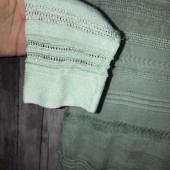 White House Black Market Waffle Knit Sweater - Picture 5 of 5